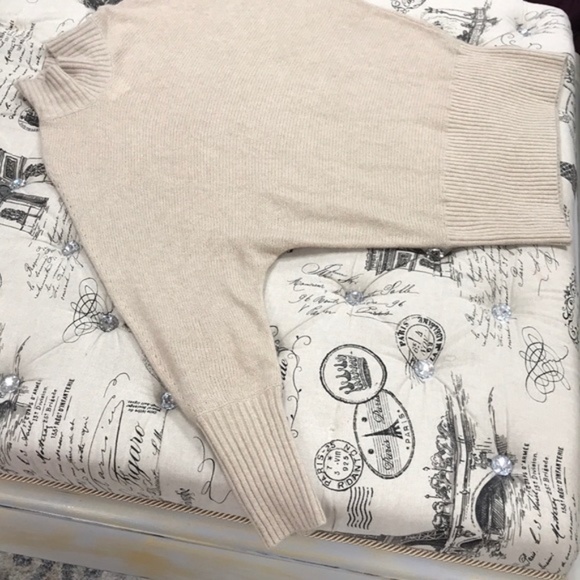 Lafayette 148 New York Turtleneck Cashmere Sweater - Picture 6 of 6